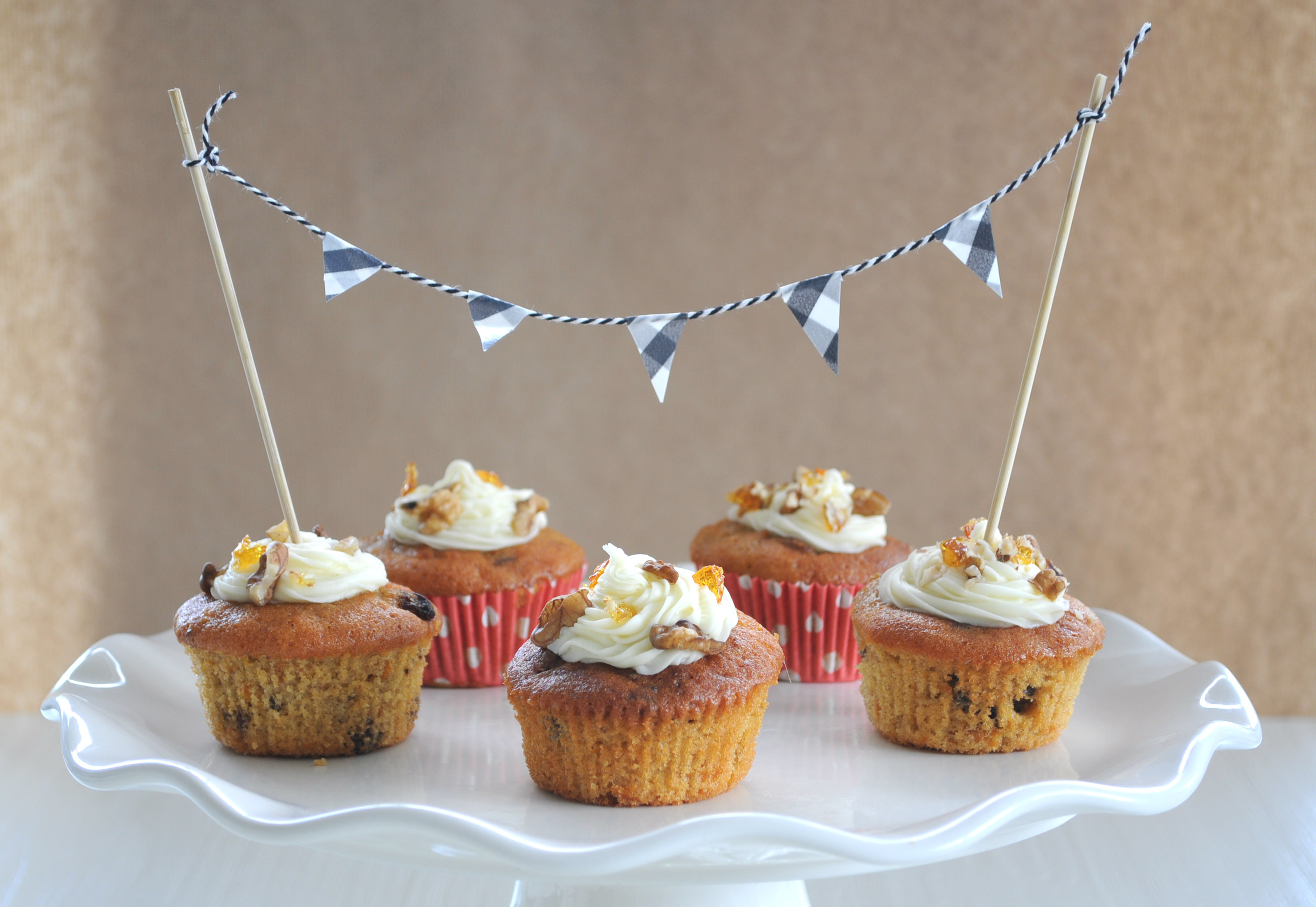 Cupcakes versieren met slinger van washitape Cupcakes versieren met slinger van washitape