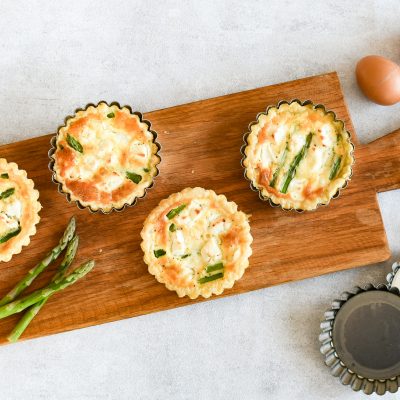 Mini quiches met aspergetips & geitenkaas