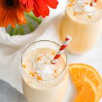 Tropische oranje smoothie (vegan)