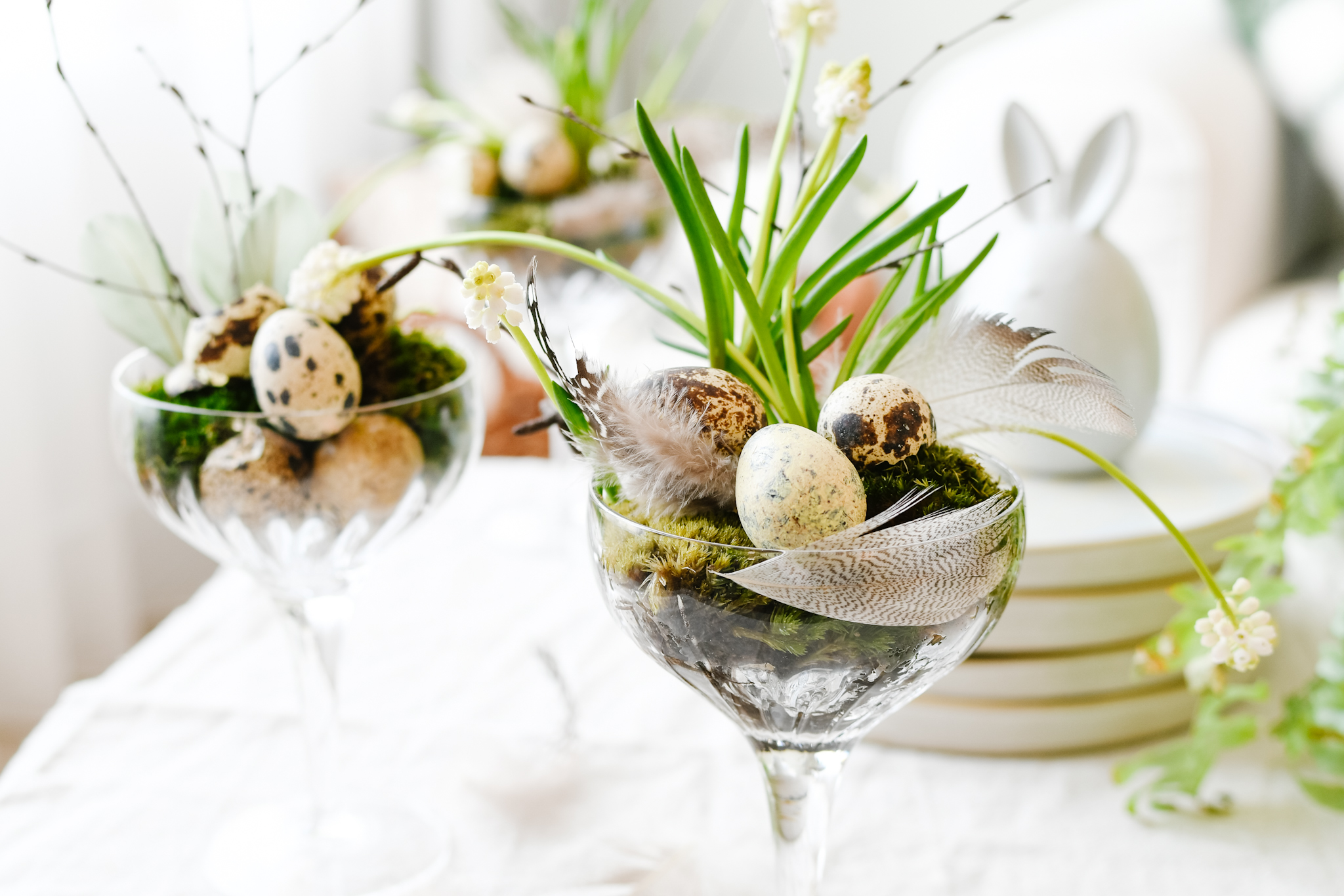 Auto Seizoen Beugel Pasen: tafeldecoratie zelf maken in cocktailglazen - So Celebrate!